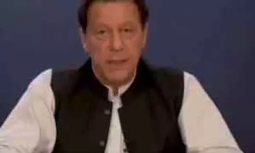 Islamabad भ्रष्टाचार मामले में: इमरान खान और बुशरा बीबी को 17 साल जेल