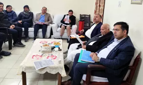 Himachal के कृषि मंत्री ने जवाली के कामों की समीक्षा की, तेज़ी से काम पूरा करने का आदेश दिया Himachal के कृषि मंत्री ने जवाली के कामों की समीक्षा की, तेज़ी से काम पूरा करने का आदेश दिया