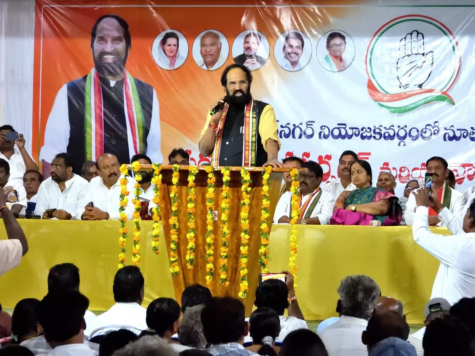 Telangana : हुज़ूरनगर को एक मॉडल निर्वाचन क्षेत्र बनाएं, उत्तम ने नए सरपंचों से कहा