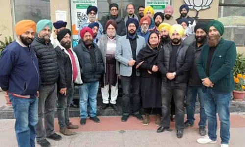नलवा ने वीर बल दिवस पर BJP अल्पसंख्यक मोर्चा की बैठक की अध्यक्षता की नलवा ने वीर बल दिवस पर BJP अल्पसंख्यक मोर्चा की बैठक की अध्यक्षता की