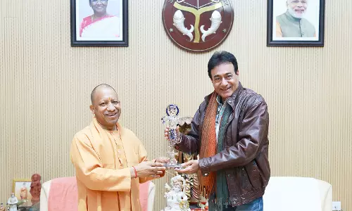 प्रसिद्ध अभिनेता और पूर्व लोकसभा MP नीतीश भारद्वाज ने मुख्यमंत्री योगी आदित्यनाथ से शिष्टाचार मुलाकात की प्रसिद्ध अभिनेता और पूर्व लोकसभा MP नीतीश भारद्वाज ने मुख्यमंत्री योगी आदित्यनाथ से शिष्टाचार मुलाकात की