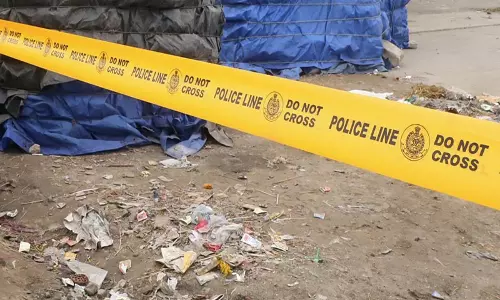 हैदराबाद पुलिस कांस्टेबल ने अपनी Service Pistol से आत्महत्या का किया प्रयास हैदराबाद पुलिस कांस्टेबल ने अपनी Service Pistol से आत्महत्या का किया प्रयास