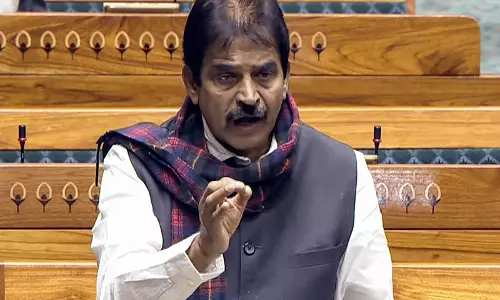 केसी वेणुगोपाल ने कहा: “मोदी सरकार ने MGNREGA को खत्म कर दिया” केसी वेणुगोपाल ने कहा: “मोदी सरकार ने MGNREGA को खत्म कर दिया”