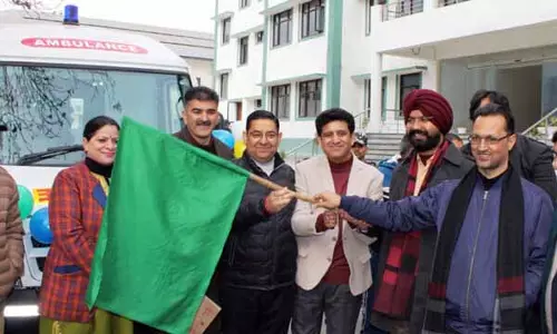 SDH Bhaderwah को पेशेंट ट्रांसपोर्ट एम्बुलेंस मिली SDH Bhaderwah को पेशेंट ट्रांसपोर्ट एम्बुलेंस मिली