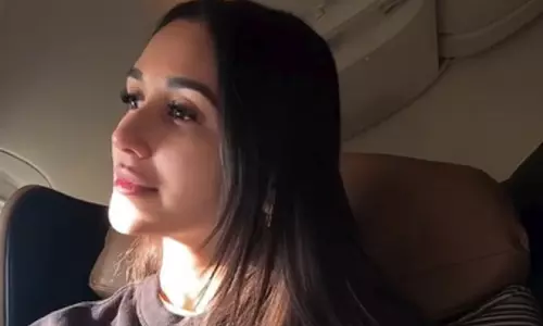 Nikita Dutta ने लंदन की अपनी अनप्लान्ड सोलो ट्रिप की एक झलक शेयर की