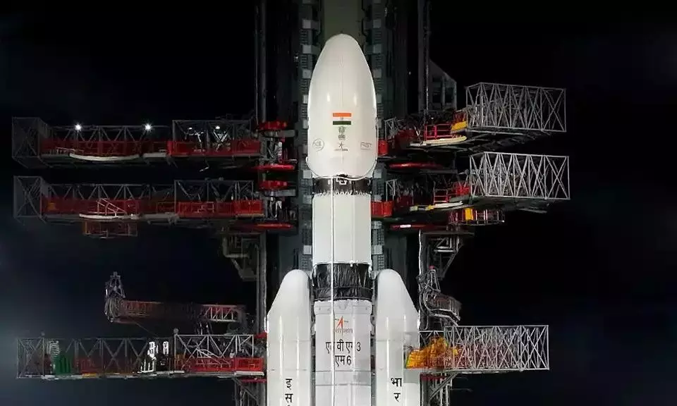 ISRO का LVM3-M6 24 दिसंबर को अपना मिशन लॉन्च करेगा। ISRO का LVM3-M6 24 दिसंबर को अपना मिशन लॉन्च करेगा।