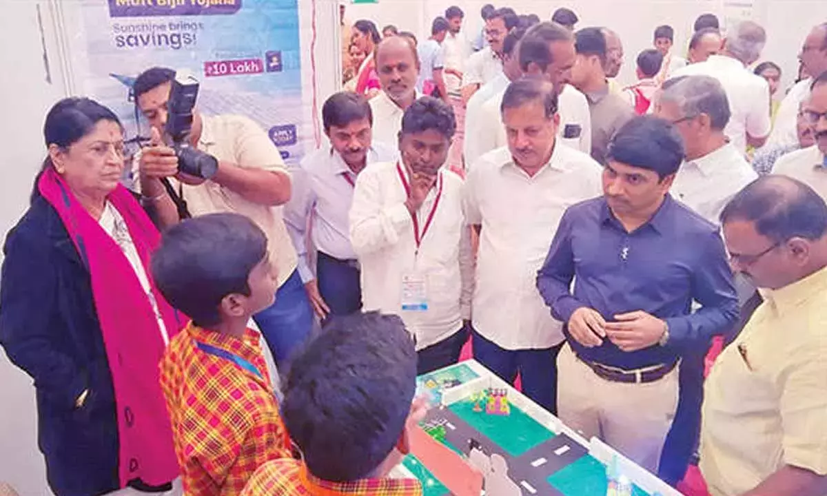 APSPDCL विज्ञान प्रदर्शनी का उद्घाटन किया गया