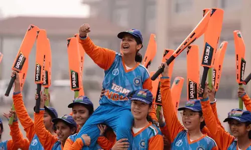 DPS के छात्रों द्वारा प्रेरणादायक शाइनिंग इंडिया शो DPS के छात्रों द्वारा प्रेरणादायक शाइनिंग इंडिया शो