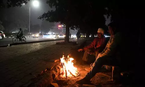 Chandigarh: गर्म रातों के साथ-साथ ठंडी हवाएं और गायब होता सूरज ट्राईसिटी के लिए नई चुनौती Chandigarh: गर्म रातों के साथ-साथ ठंडी हवाएं और गायब होता सूरज ट्राईसिटी के लिए नई चुनौती
