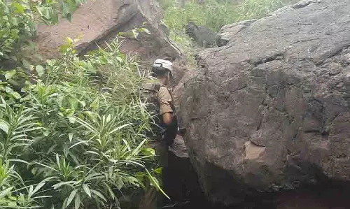 Udhampur: आतंकियों के घर से खाना ले जाने के बाद तलाशी अभियान