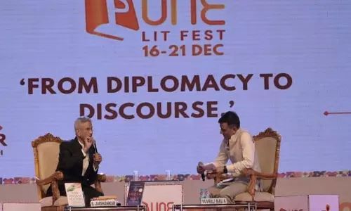 पुणे लिटफेस्ट 2025: Jaishankar ने गठबंधन राजनीति और बहुध्रुवीय दुनिया के बीच समानताएं बताईं