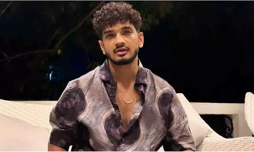 Munawar Faruqui ने बांग्लादेश में हत्या की निंदा की Munawar Faruqui ने बांग्लादेश में हत्या की निंदा की