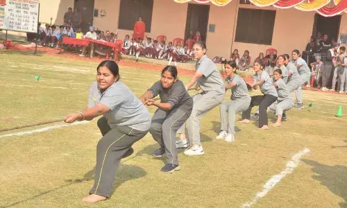 Amritsar: बच्चों ने सालाना प्रतियोगिता में खेल प्रतिभा का प्रदर्शन किया