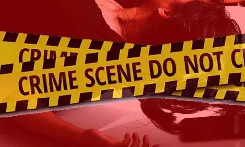 Shadnagar में ट्रक से कुचलकर एक व्यक्ति की मौत हो गई Shadnagar में ट्रक से कुचलकर एक व्यक्ति की मौत हो गई