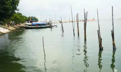 Chilika में हादसा: सतपाड़ा में नहाते समय एक पर्यटक बह गया