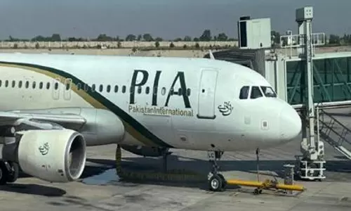 PIA मुश्किल में, प्राइवेटाइजेशन बोली लगाने वाला बाहर