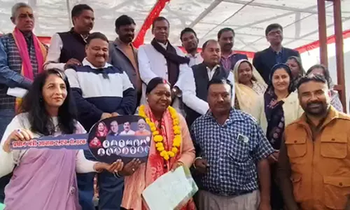 सांसद फग्गनसिंह कुलस्ते की उपस्थिति में 30 गरीबों को मिली मकान की चाबी, प्रधानमंत्री का जताया आभार