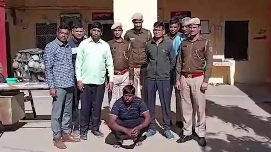 पत्नी को बुलाने पति ने अपनाया खौफनाक हथकंडा, मासूम बेटी को मार डाला पत्नी को बुलाने पति ने अपनाया खौफनाक हथकंडा, मासूम बेटी को मार डाला