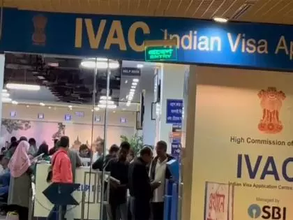 Bangladesh: चटगांव में भारतीय वीज़ा सेवाएं सस्पेंड Bangladesh: चटगांव में भारतीय वीज़ा सेवाएं सस्पेंड