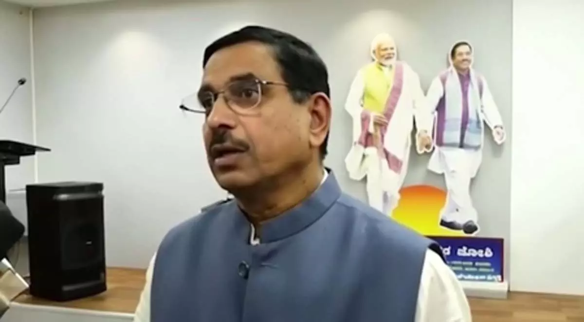 विकसित भारत-जी राम जी बिल से रोजगार और इंफ्रास्ट्रक्चर दोनों को मिलेगा बढ़ावा : प्रह्लाद जोशी विकसित भारत-जी राम जी बिल से रोजगार और इंफ्रास्ट्रक्चर दोनों को मिलेगा बढ़ावा : प्रह्लाद जोशी