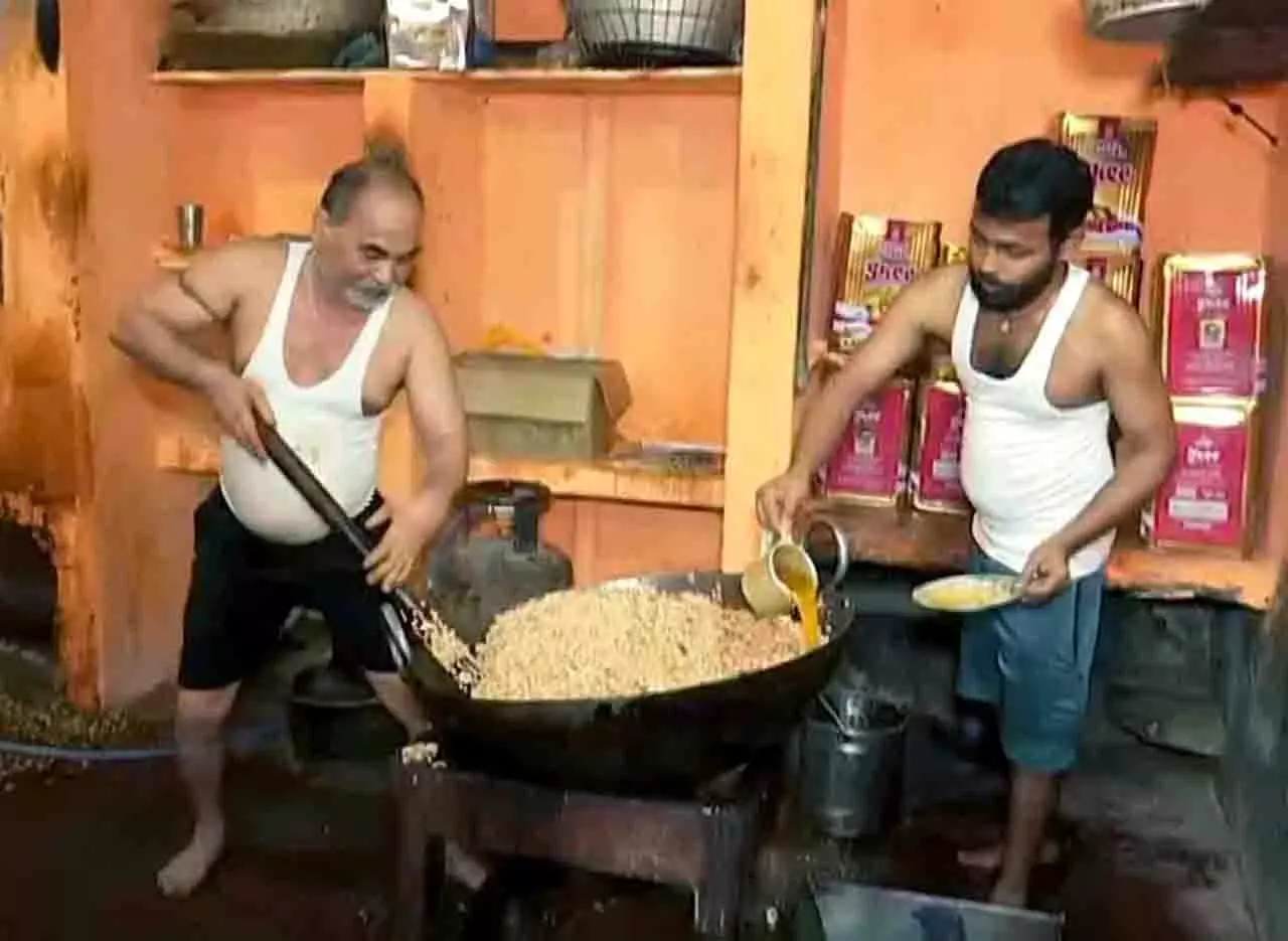 Odisha : त्योहारी मौसम में गंजम का ‘मुआन’ बना पसंदीदा Odisha : त्योहारी मौसम में गंजम का ‘मुआन’ बना पसंदीदा