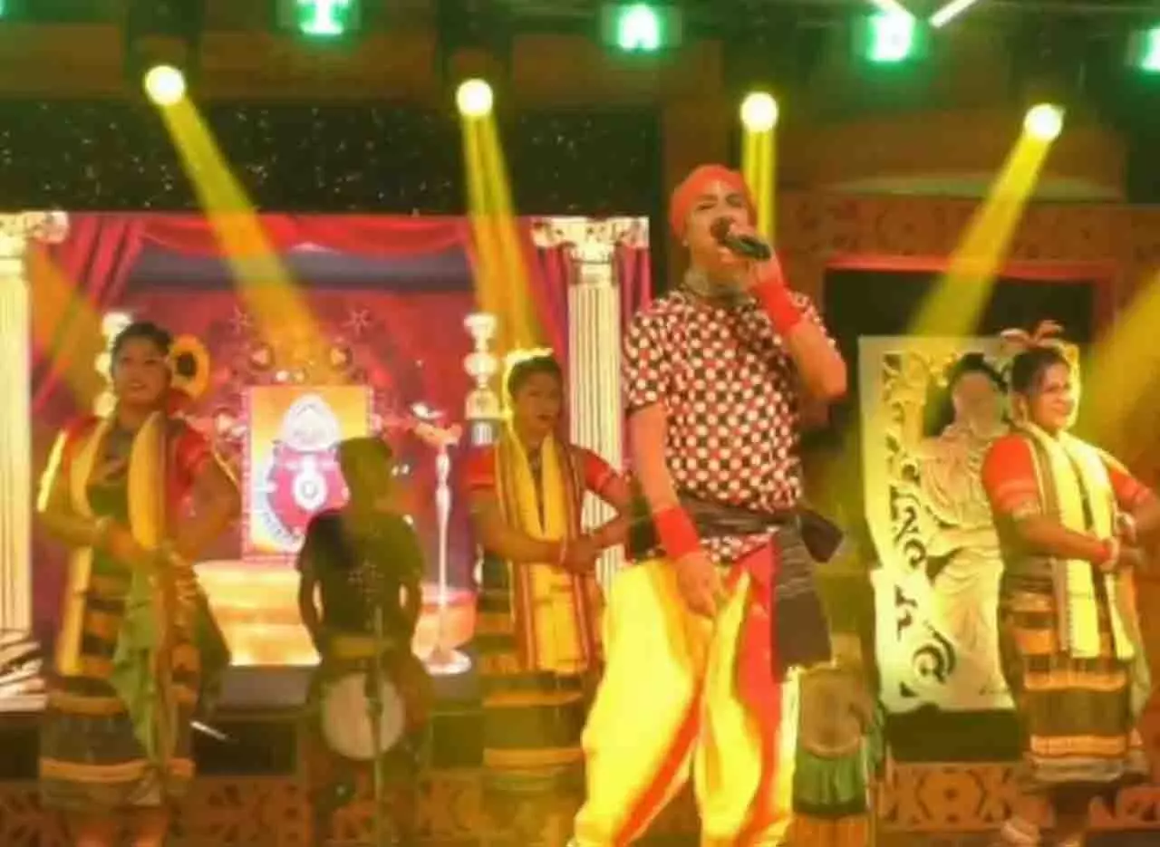बोलांगीर की लोक विरासत का Kantabanji महोत्सव में प्रदर्शन बोलांगीर की लोक विरासत का Kantabanji महोत्सव में प्रदर्शन