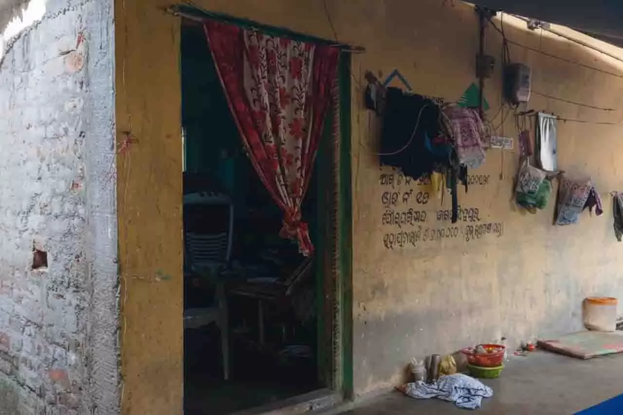 मां का आरोप: Jagatsinghpur पुलिस ने बेटे के साथ ज्यादती की मां का आरोप: Jagatsinghpur पुलिस ने बेटे के साथ ज्यादती की
