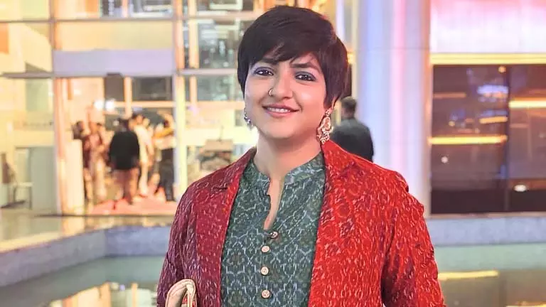 Singer लगनजिता को स्टेज पर परेशान करने का आरोप लगा Singer लगनजिता को स्टेज पर परेशान करने का आरोप लगा