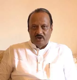 महाराष्ट्र निकाय चुनावों में जनता ने कुशल नेतृत्व के लिए मतदान किया: अजित पवार महाराष्ट्र निकाय चुनावों में जनता ने कुशल नेतृत्व के लिए मतदान किया: अजित पवार