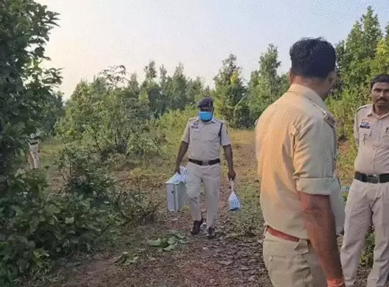 अधजली लाश, कबूलनामा और जिंदा युवक जशपुर पुलिस उलझन में अधजली लाश, कबूलनामा और जिंदा युवक जशपुर पुलिस उलझन में