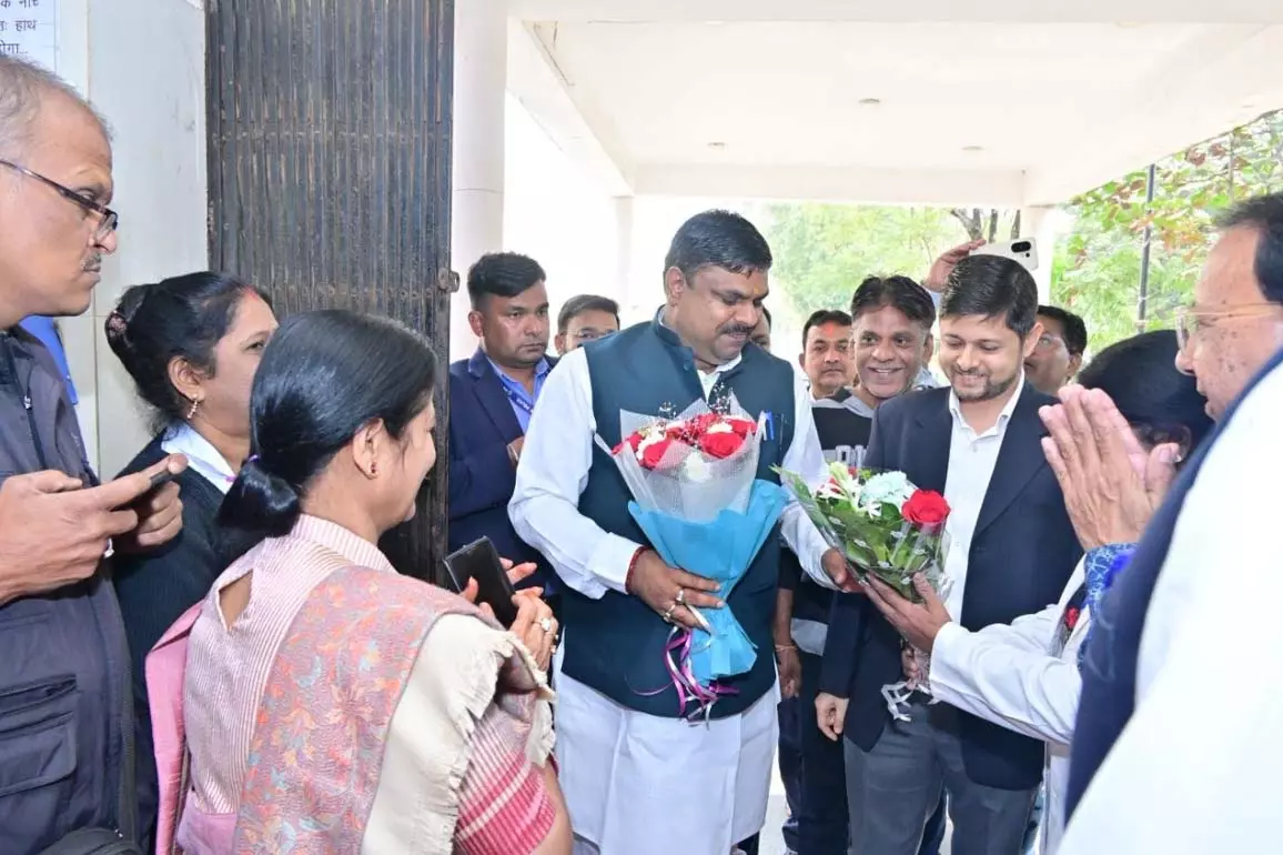 जिले में पल्स पोलियो अभियान के प्रथम दिवस में आशातीत उपलब्धि जिले में पल्स पोलियो अभियान के प्रथम दिवस में आशातीत उपलब्धि