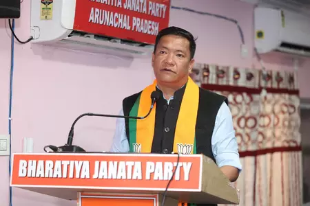 स्थानीय निकाय चुनावों में दिखाए विश्वास के लिए अरुणाचल प्रदेश के लोगों का आभारी : मुख्यमंत्री खांडू स्थानीय निकाय चुनावों में दिखाए विश्वास के लिए अरुणाचल प्रदेश के लोगों का आभारी : मुख्यमंत्री खांडू