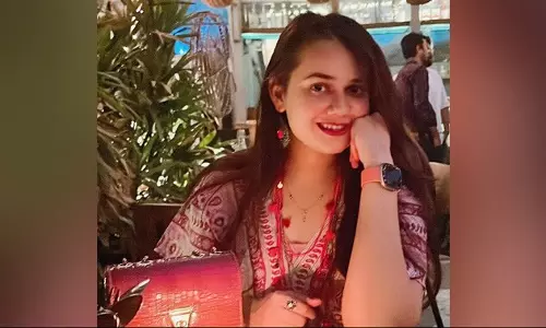 IAS टीना डाबी को बता दिया रील स्टार, अफसर फिर सुर्खियों में आ गईं IAS टीना डाबी को बता दिया रील स्टार, अफसर फिर सुर्खियों में आ गईं
