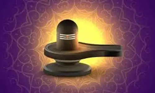 Somwar Upay: सोमवार के दिन करें ये आसान उपाय, भगवान शिव की कृपा से जीवन में वापस आएगी खुशहाली