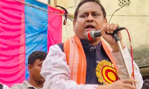 Kolkata: निलंबित तृणमूल विधायक हुमायूं कबीर आज अपनी नई पार्टी की घोषणा करेंगे Kolkata: निलंबित तृणमूल विधायक हुमायूं कबीर आज अपनी नई पार्टी की घोषणा करेंगे