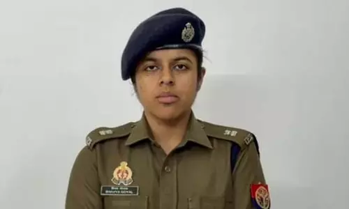 प्रेमी युगलों को ब्लैकमेल करने वाला गिरोह गिरफ्तार, 12 मोबाइल बरामद