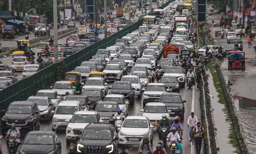 Gurugram में प्रॉपर्टी की कीमतें बढ़ीं, लेकिन नागरिक व्यवस्था चरमरा गई