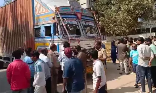 सिलसिलेवार हादसा: 10 से ज़्यादा गाड़ियां क्षतिग्रस्त