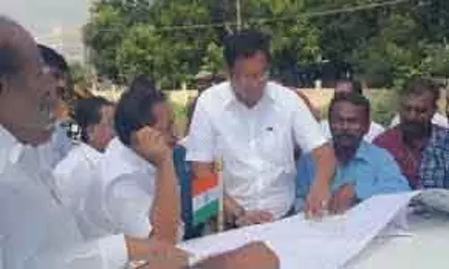 टीआरबी राजा ने मदुरै टाइडल पार्क निर्माण का निरीक्षण किया।