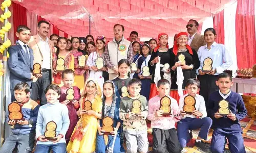 Minister Chauhan ने चांदनी में 100 मेधावी छात्रों को सम्मानित किया