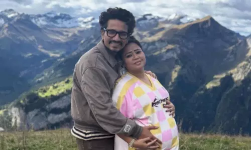 Bharti Singh ने दूसरे बच्चे के जन्म से पहले पानी टूटने पर हुई घबराहट के बारे में बताया
