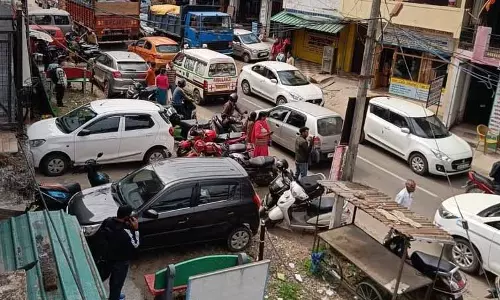 Himachal: केंद्र की मंजूरी का इंतजार, अहम सड़क चौड़ीकरण का काम अधर में Himachal: केंद्र की मंजूरी का इंतजार, अहम सड़क चौड़ीकरण का काम अधर में