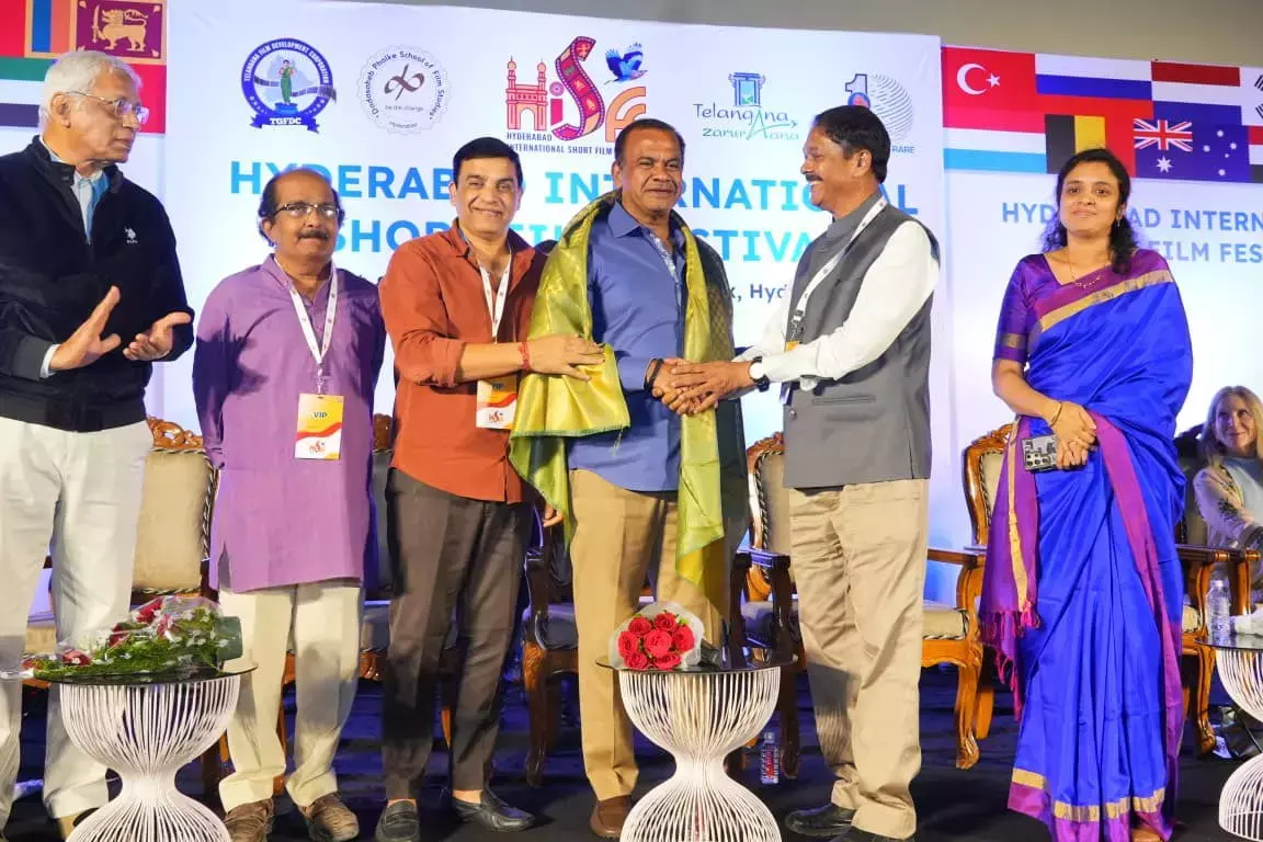 Telangana : ईरान शॉर्ट फिल्म फेस्टिवल का विजेता Telangana : ईरान शॉर्ट फिल्म फेस्टिवल का विजेता