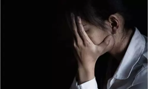 शर्मनाक! मंगेतर ही निकला ब्लैकमेलर, 1 करोड़ मांगा शर्मनाक! मंगेतर ही निकला ब्लैकमेलर, 1 करोड़ मांगा