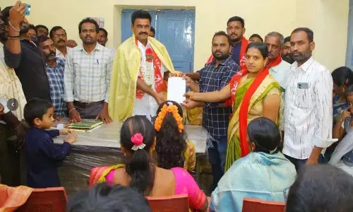 CPM नेता ने नागुलापति अन्नाराम गांव में मुद्दों के समाधान का आग्रह किया