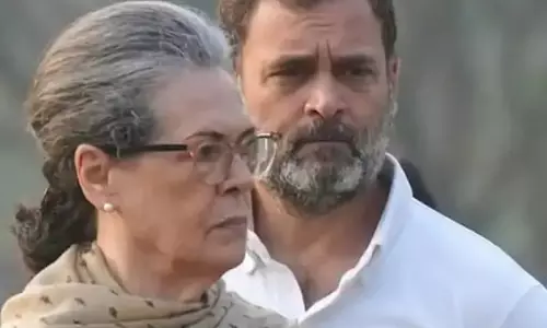 हाईकोर्ट सख्त, सोनिया-राहुल गांधी की फिर बढ़ी मुश्किलें