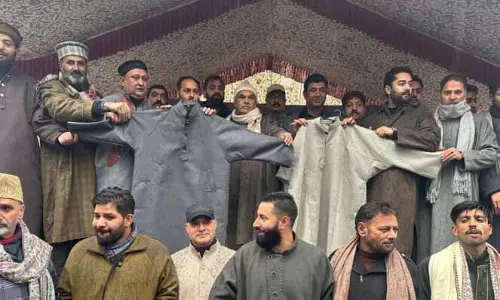 SRINAGAR: स्वदेशी उत्पादों को बढ़ावा देने के लिए कौल SRINAGAR: स्वदेशी उत्पादों को बढ़ावा देने के लिए कौल