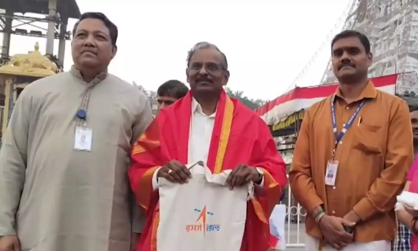 अंतरिक्ष मिशन से पहले ISRO चेयरमैन ने तिरुमाला में पूजा-अर्चना की
