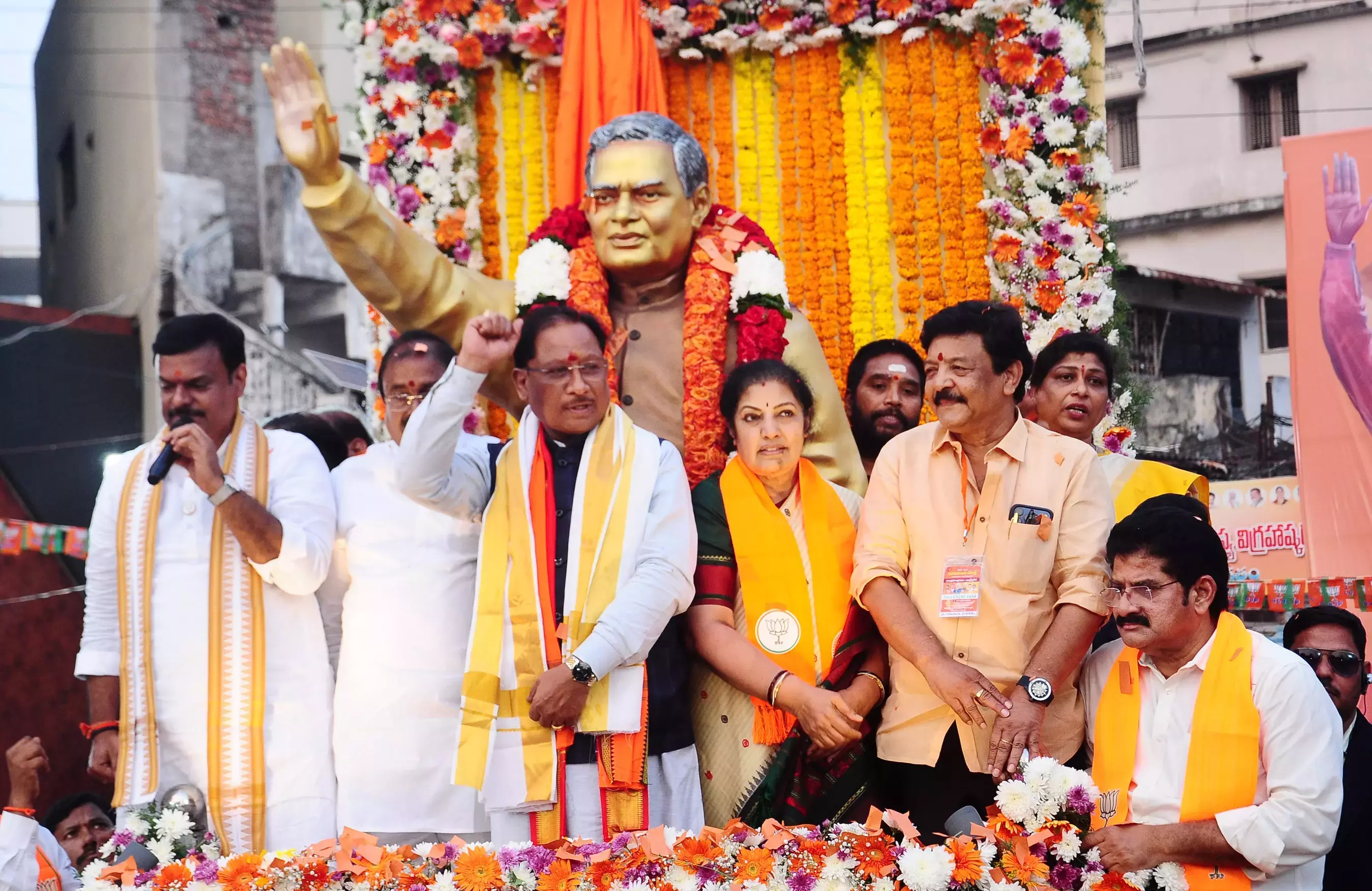 Andhra : एपी छत्तीसगढ़ माओवादियों को खत्म करने की कोशिश कर रहे Andhra : एपी छत्तीसगढ़ माओवादियों को खत्म करने की कोशिश कर रहे