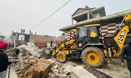 Amritsar: दो ड्रग तस्करों की संपत्ति ध्वस्त कर दी गई